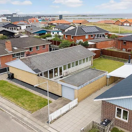 8807-hvide-sande-baunevej-7 *